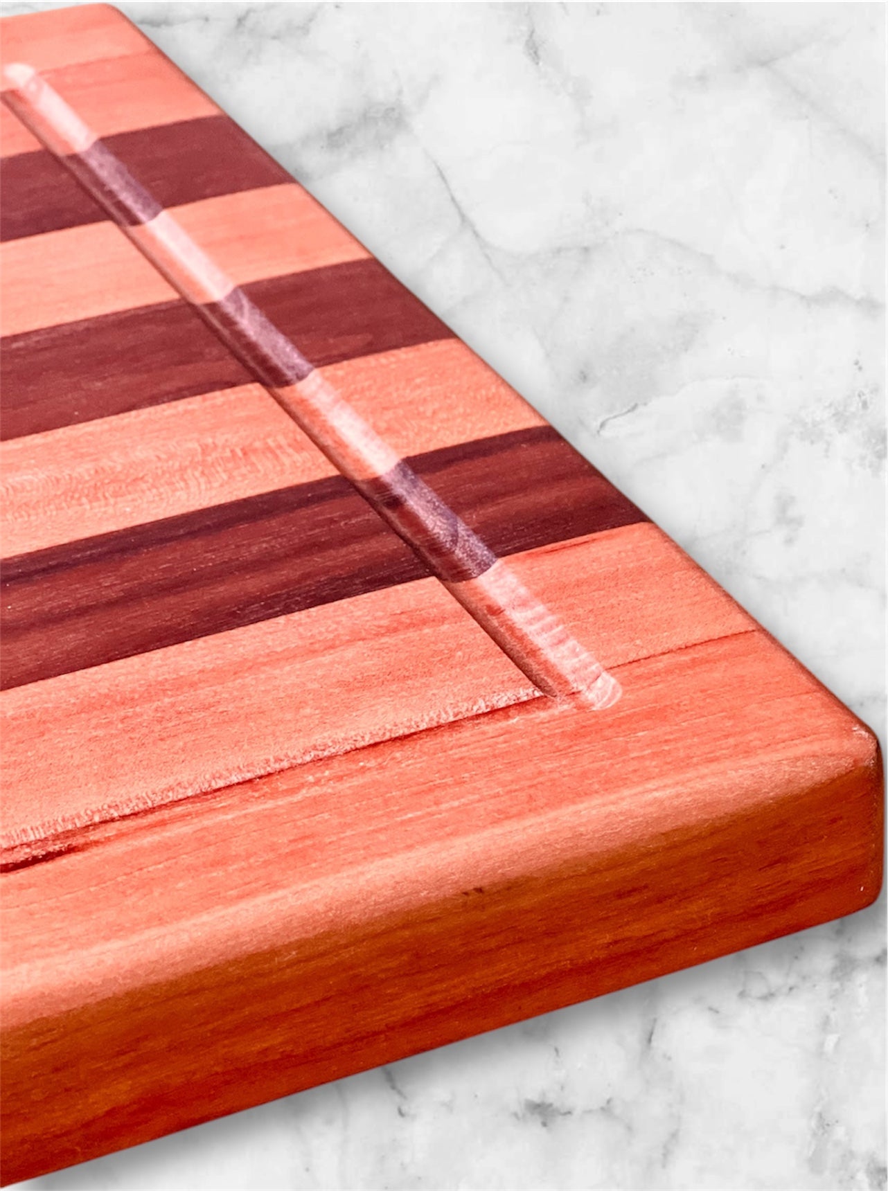 Edge Grain Cutting Board - With Juice Groove
